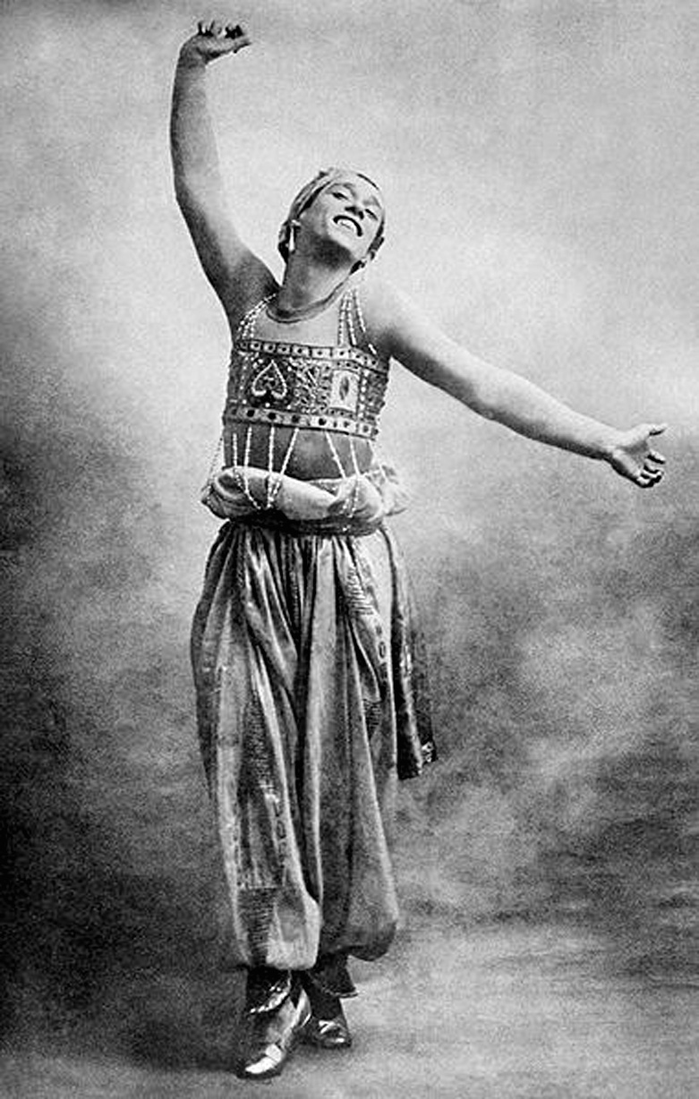 1-2_nizsinszkijin_scheherazade2