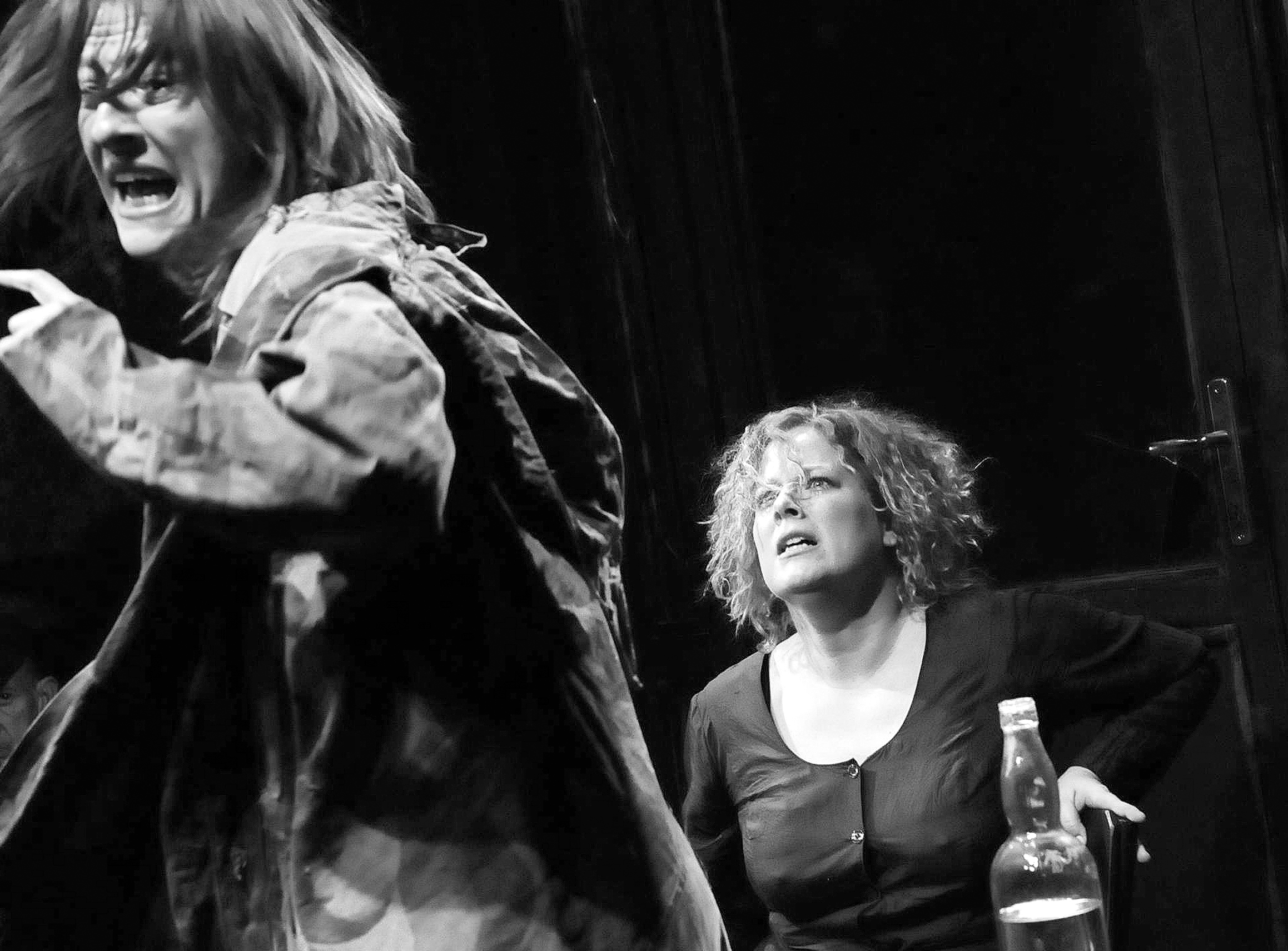 antigone karadi_zsolt_01